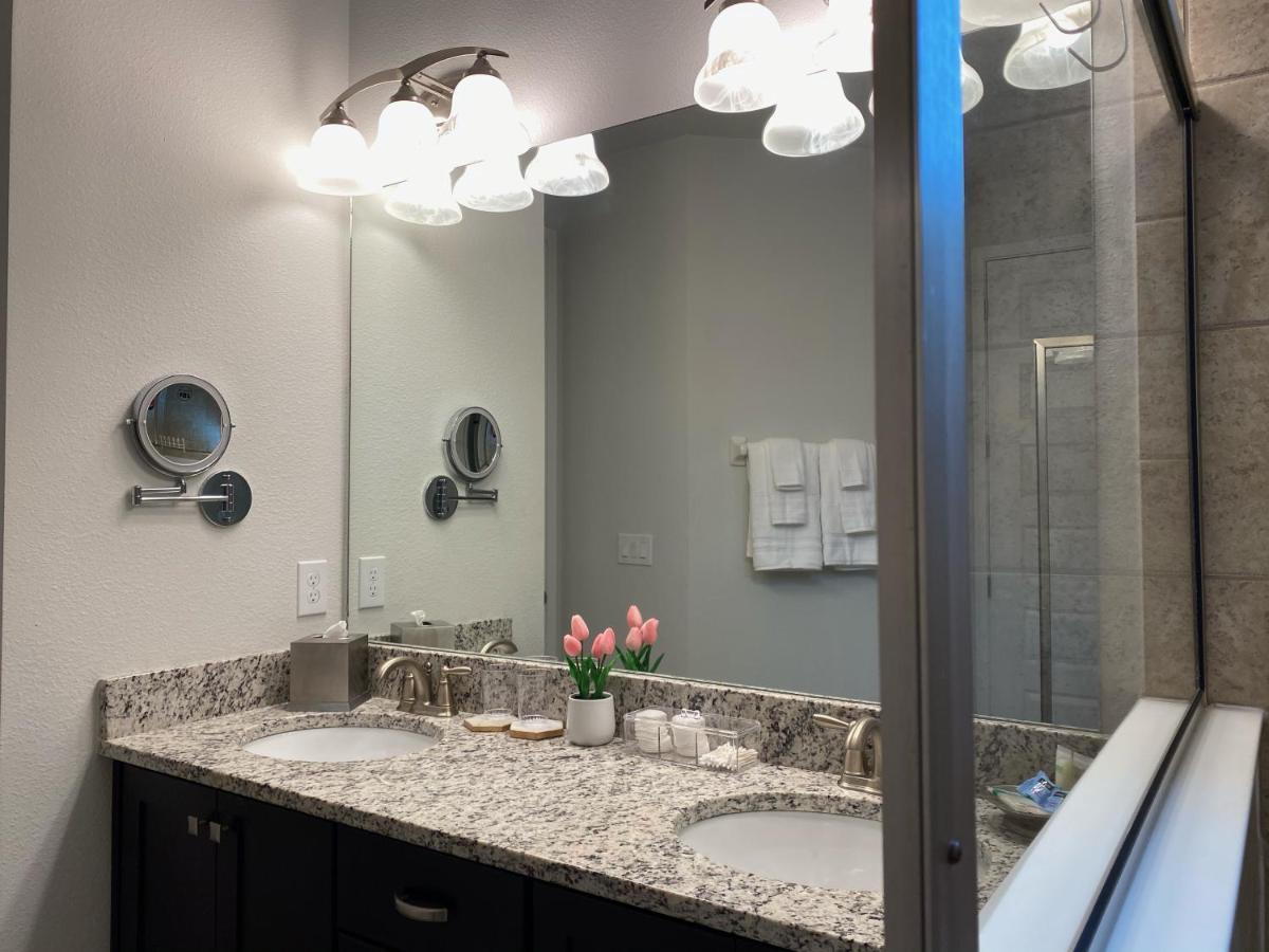 Luxurious Modern Villa Near Disney With Theater, Pool And Spa In Encore Resort At Reunion Orlando Eksteriør bilde